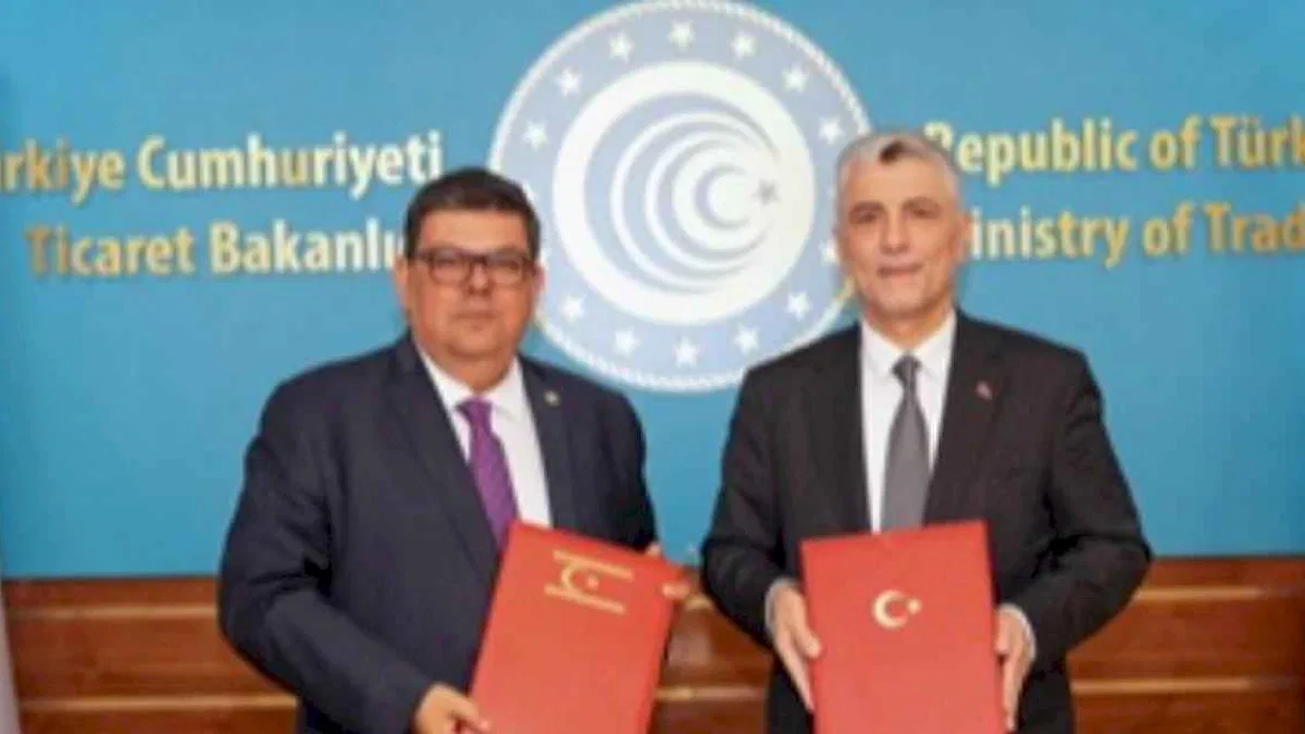 Bakan Bolat, KKTC Maliye Bakanı Berova ile bir araya geldi