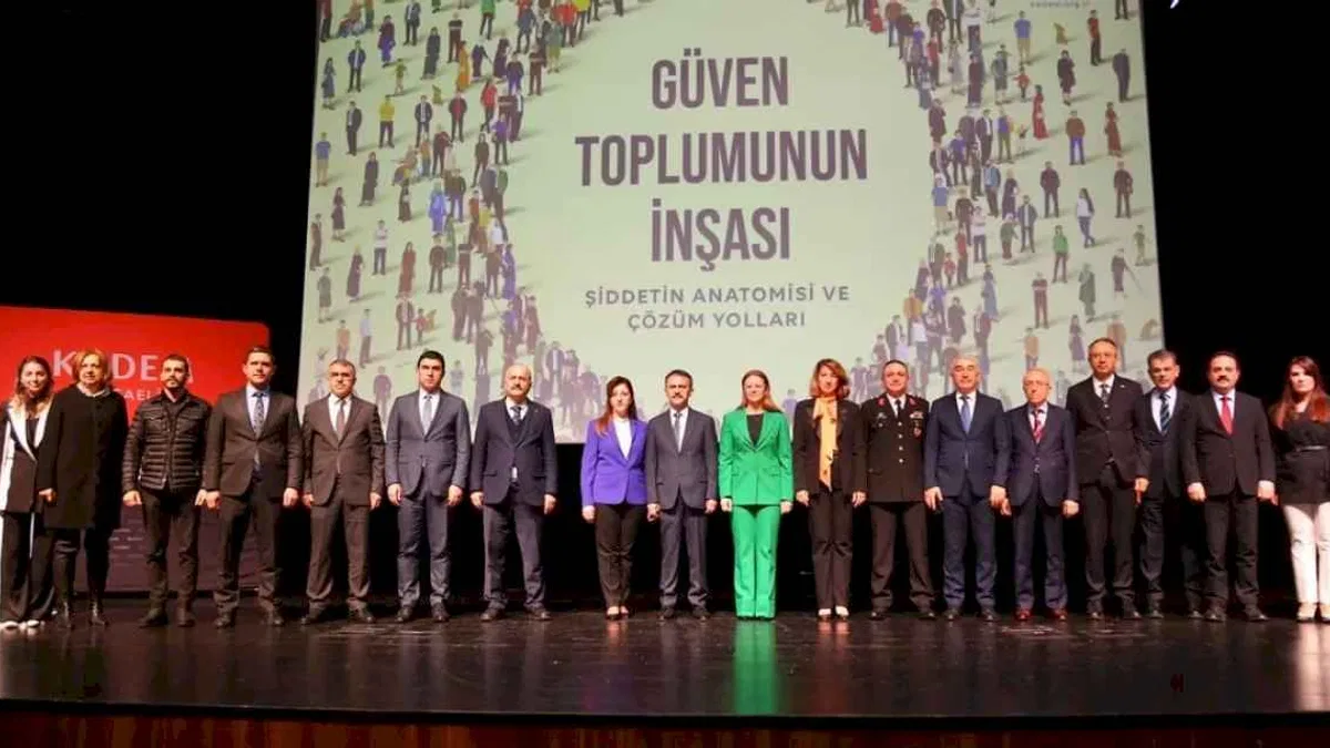 KADEM'in eğitimleri İzmit ile sona erdi