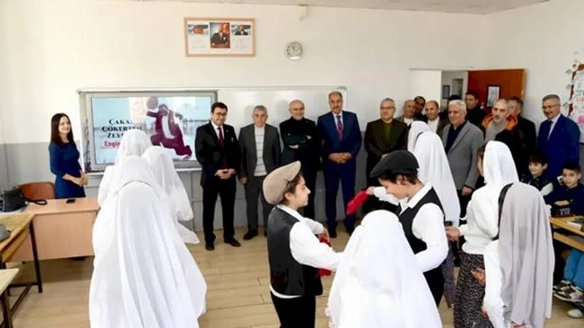 Malatya’da Başkan Er öğrencilerle buluştu