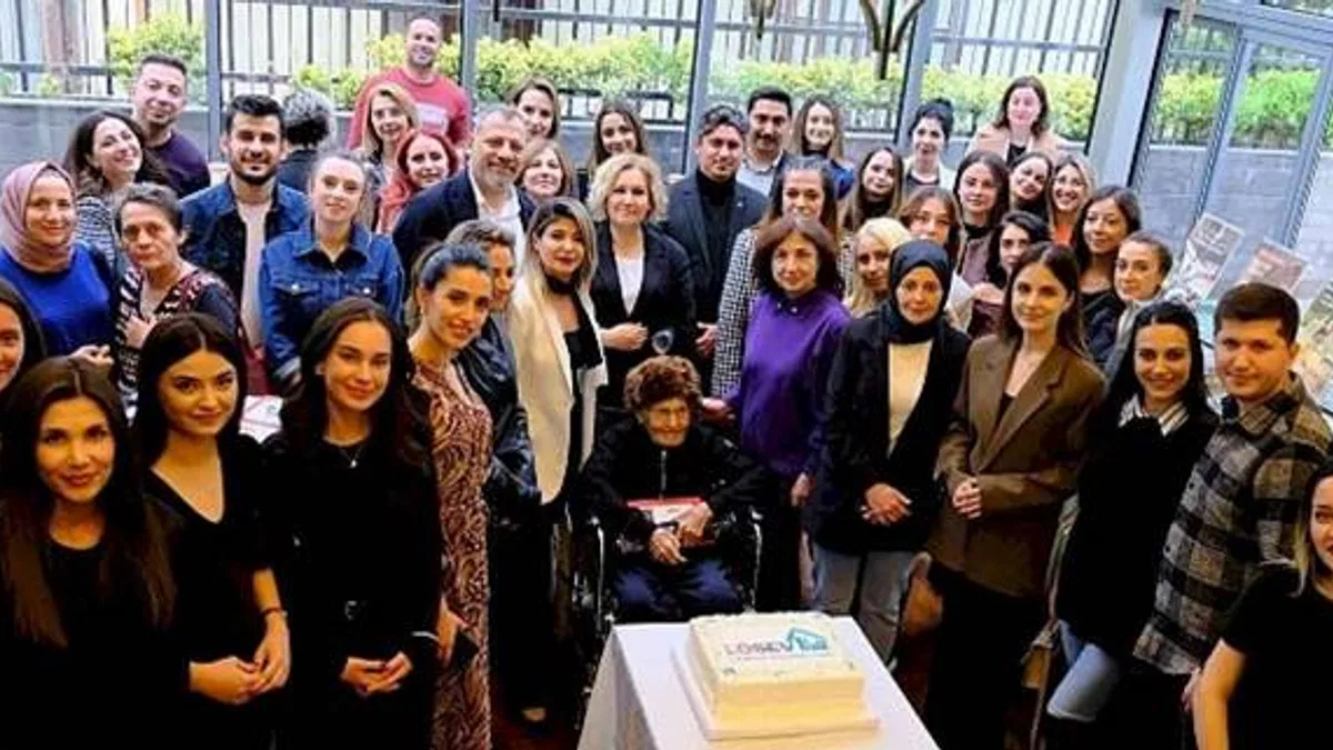 LÖSEV'den Öğretmenler Günü'nde anlamlı tören
