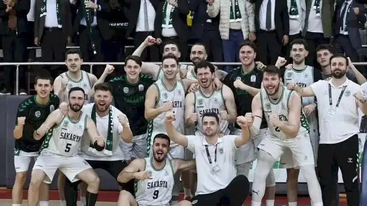 Sakarya Büyükşehir Basketbol Play-Off’a galibiyetle başladı