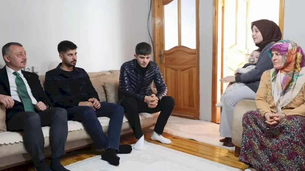 Kocaeli Kandıra'da vefat eden muhtarın ailesine taziye