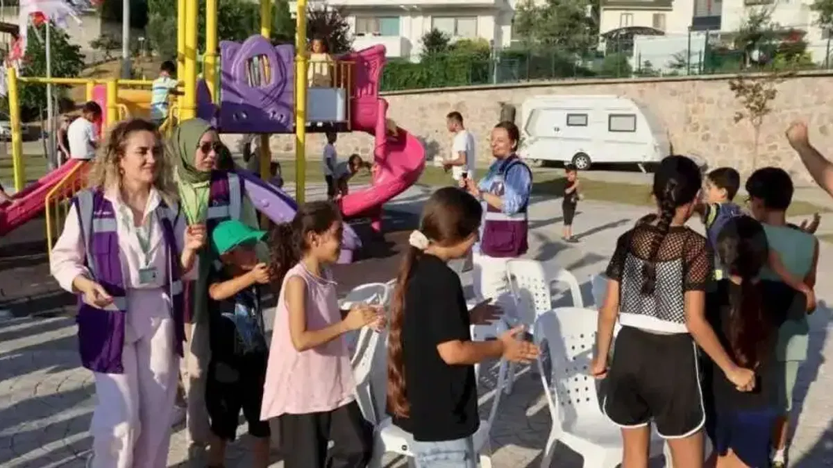 İzmit Tüysüzler’de çocuklar eğlenceye doydu
