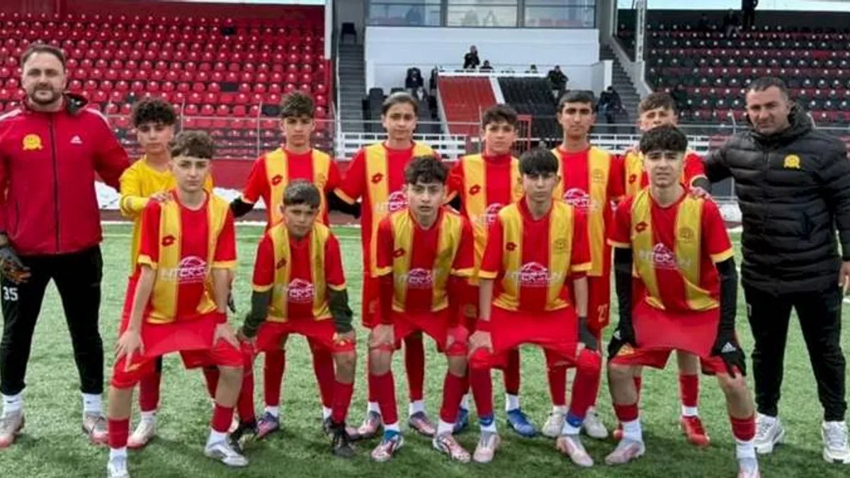 Ağrı’da U.14 Ligi Şampiyonu Doğubeyazıt Gençlerbirliği