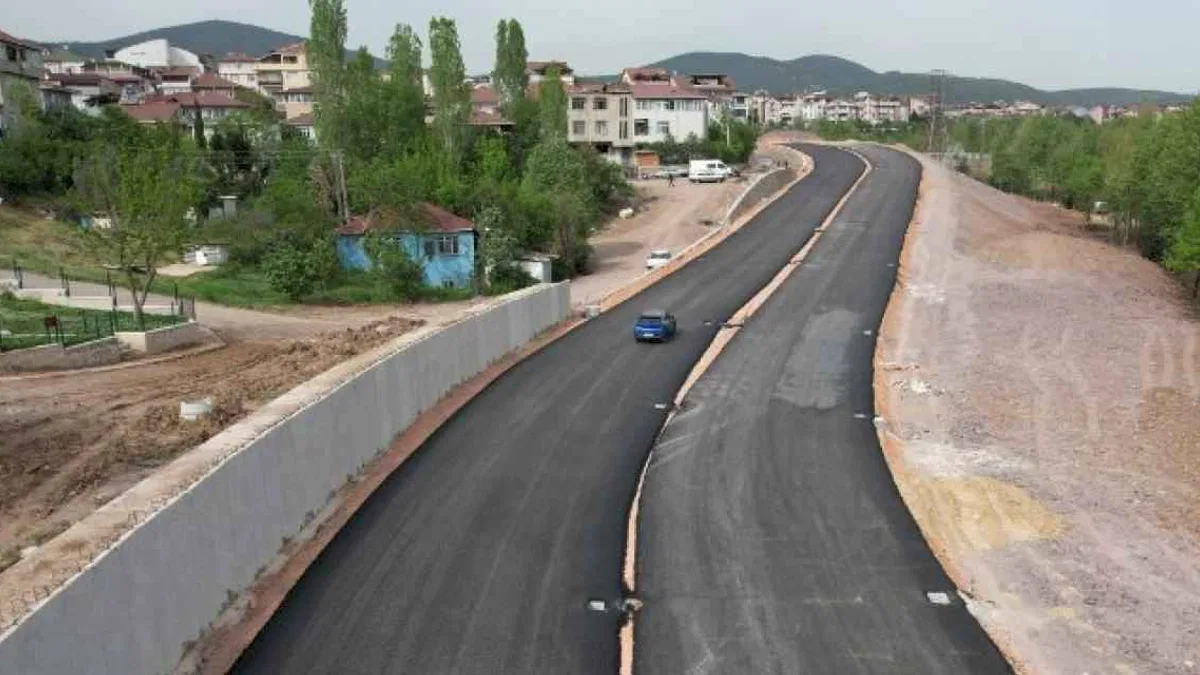 Kocaeli'de Derince-Körfez Kaşkaldere Kavşağı gün sayıyor
