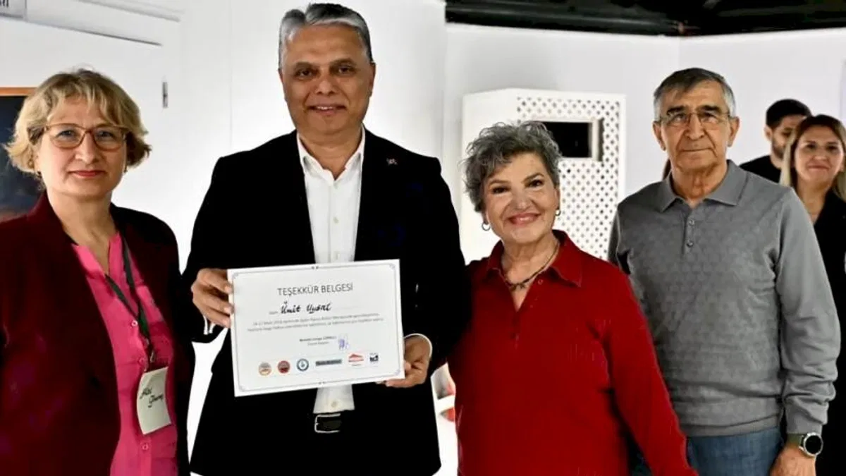 Antalya Muratpaşa'da Başkan Uysal’dan yaşlı dostu kent vurgusu
