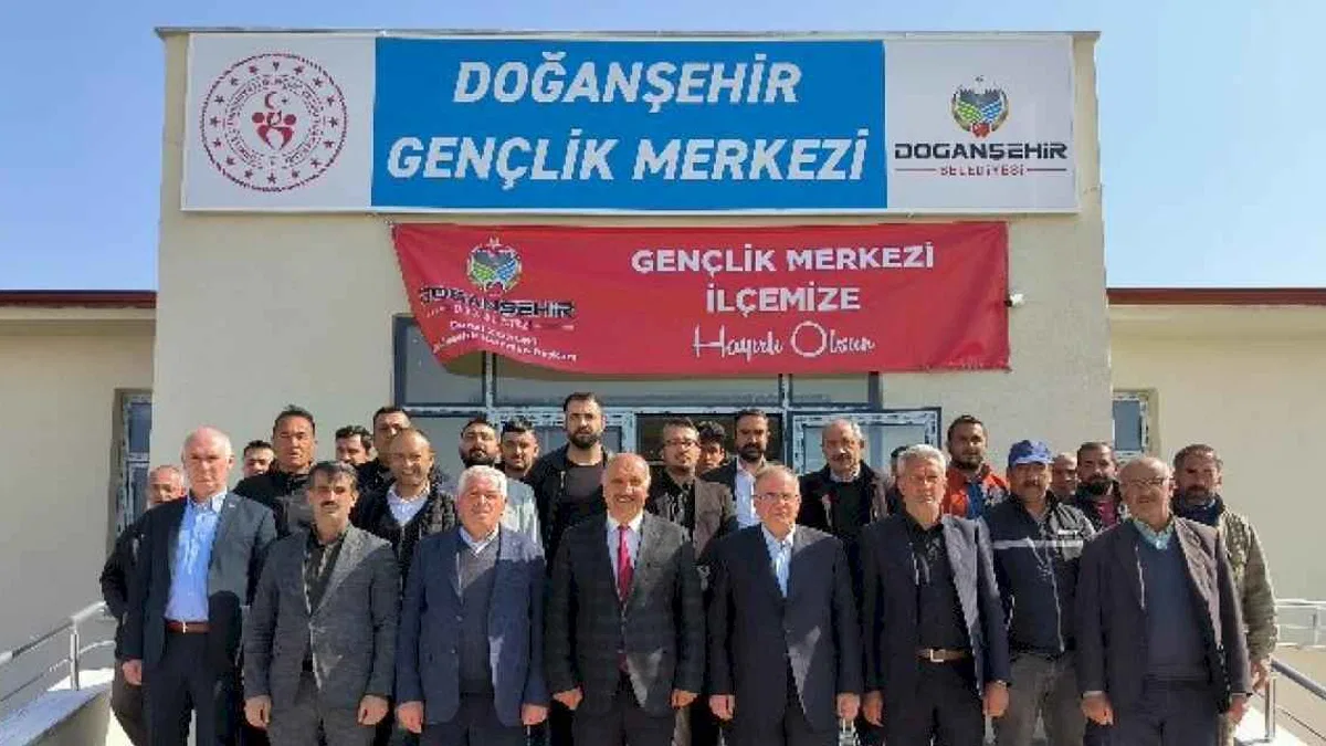Doğanşehir'de toplu açılış töreni