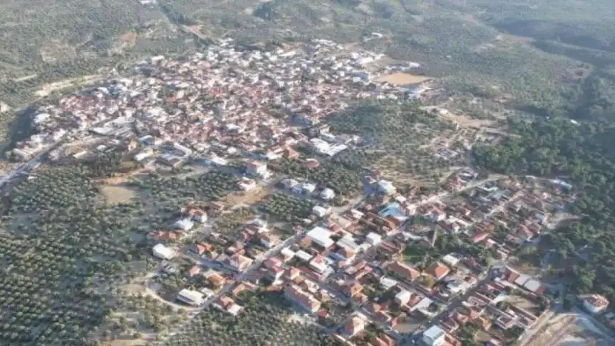 Zeytinliova'da 32 kilometrelik hat için imalat başladı