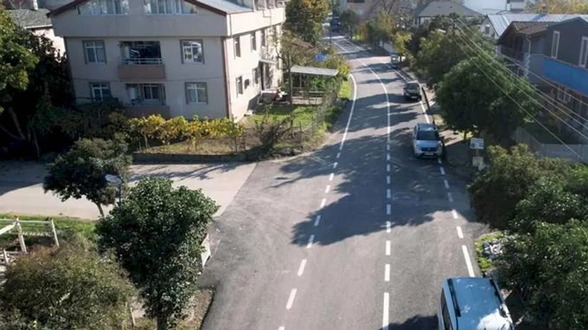 Kocaeli'de Gölcük Bilgin Caddesi yeni yüzüne kavuştu