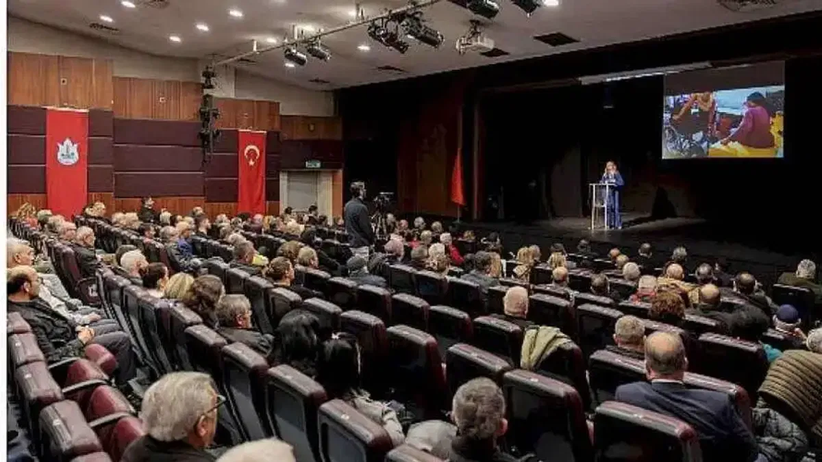 Başkan Mutlu muhtarlarla buluştu: Mazeret değil hizmet üretmeye devam edeceğiz