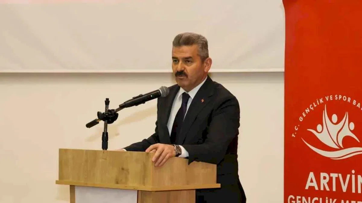 Artvin'de "Gençlik Politikaları Hazırlama ve Bilgilendirme Çalıştayı" düzenlendi