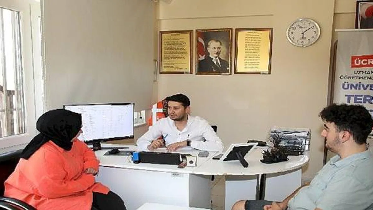 Büyükşehir'den gençlere üniversite tercihinde ücretsiz destek