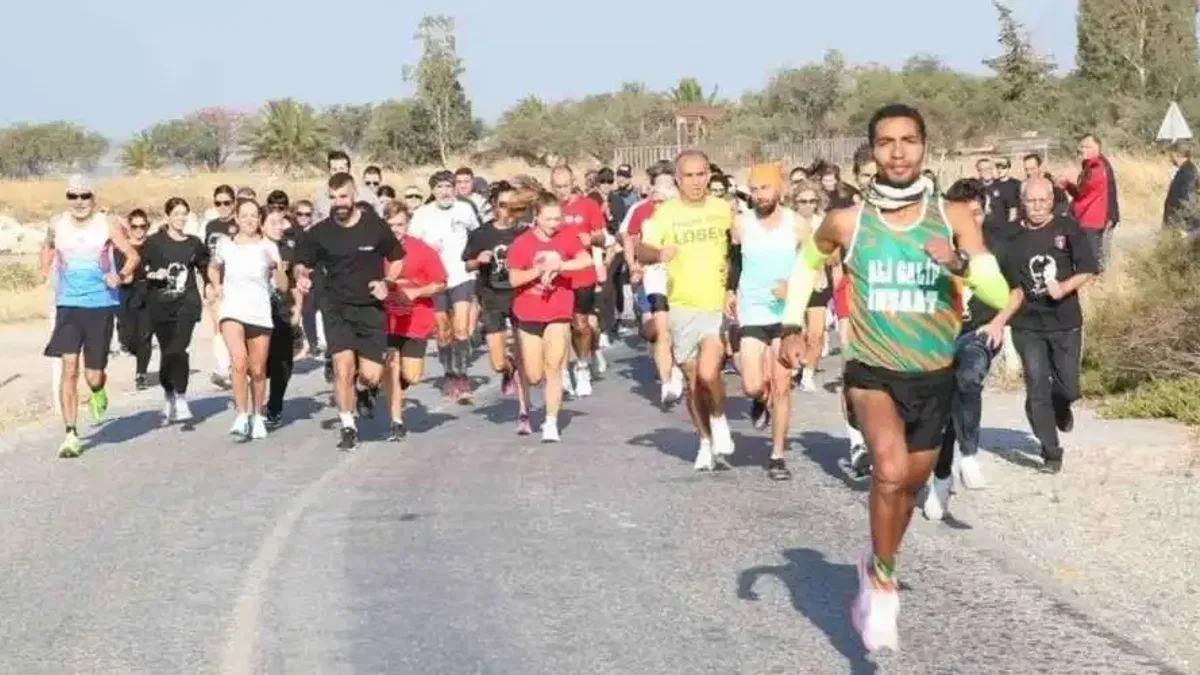 Çiğli’de ‘Cumhuriyet Koşusu’ coşkusu yaşandı