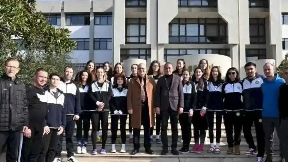 Başkan Ergün Büyükşehir’in Sultanlarını Kütahya’ya uğurladı