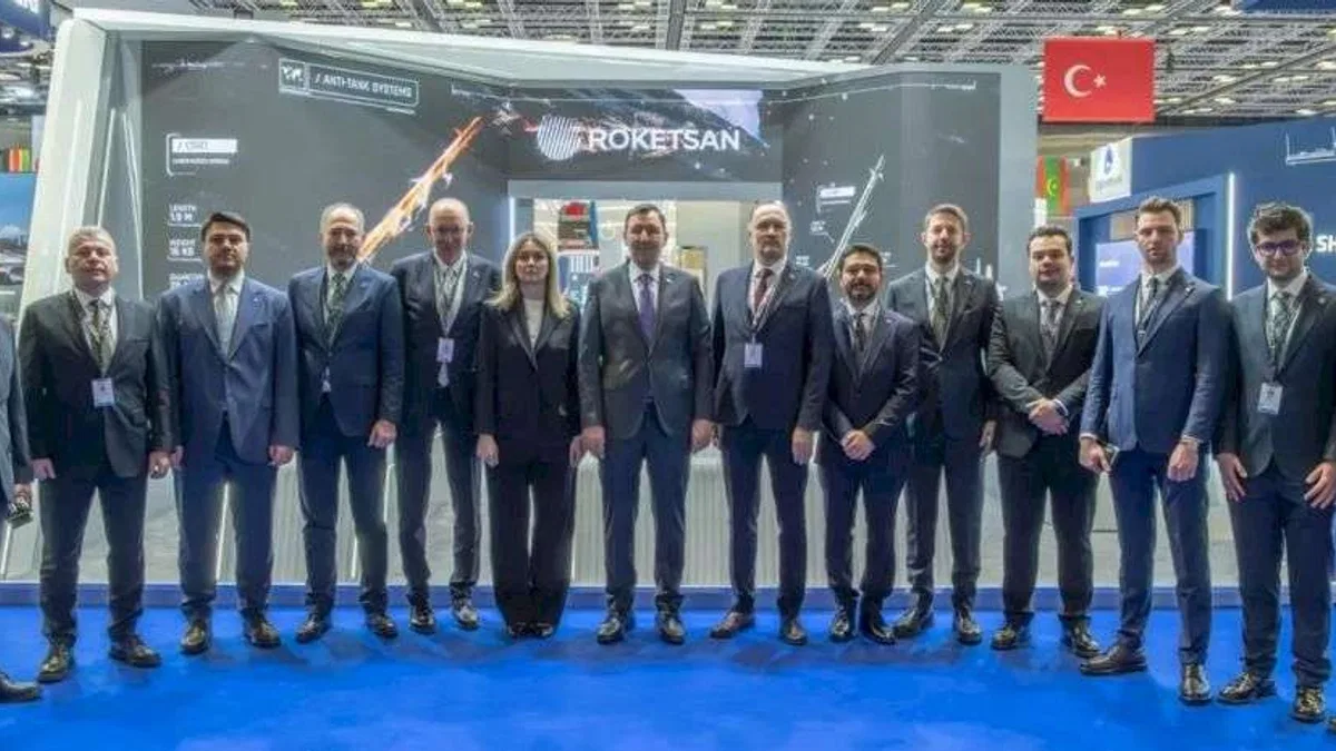ROKETSAN, Yeni Nesil Savunma Sistemlerini Katar’da Vitrine Çıkarıyor