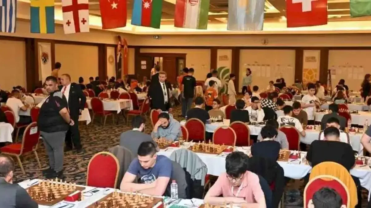 Manisa’da uluslararası satranç turnuvası heyecanı başladı