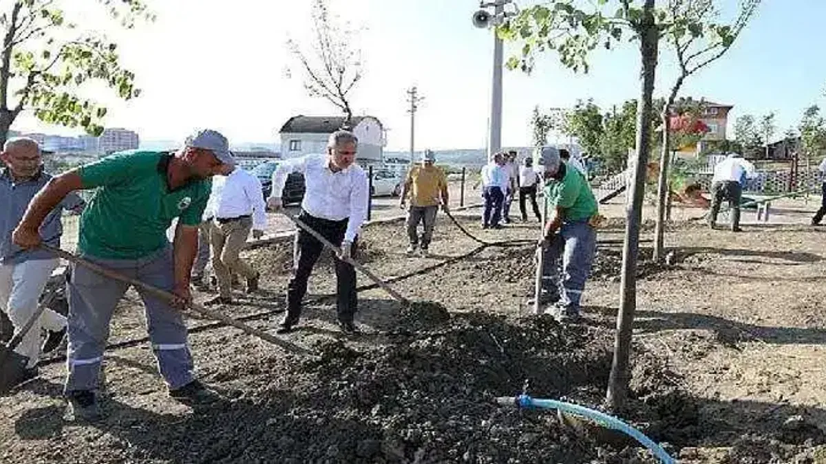 İnegöl'de 600. Fidan 15 Temmuz Şehitleri Anısına Dikildi