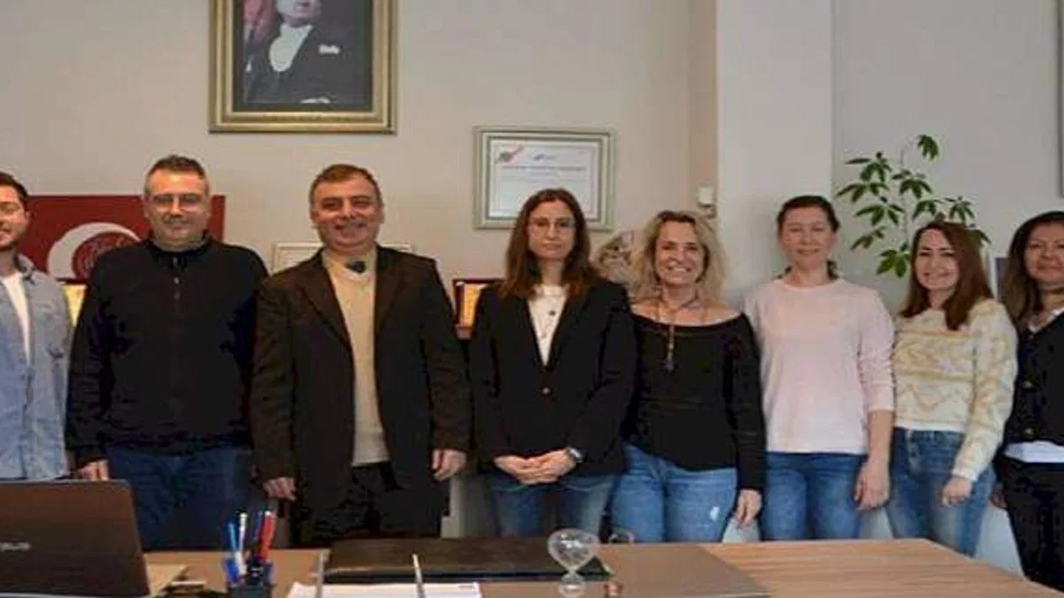 EÜ İletişim Fakültesinden depremzede çocuklara yönelik sosyal sorumluluk projesi