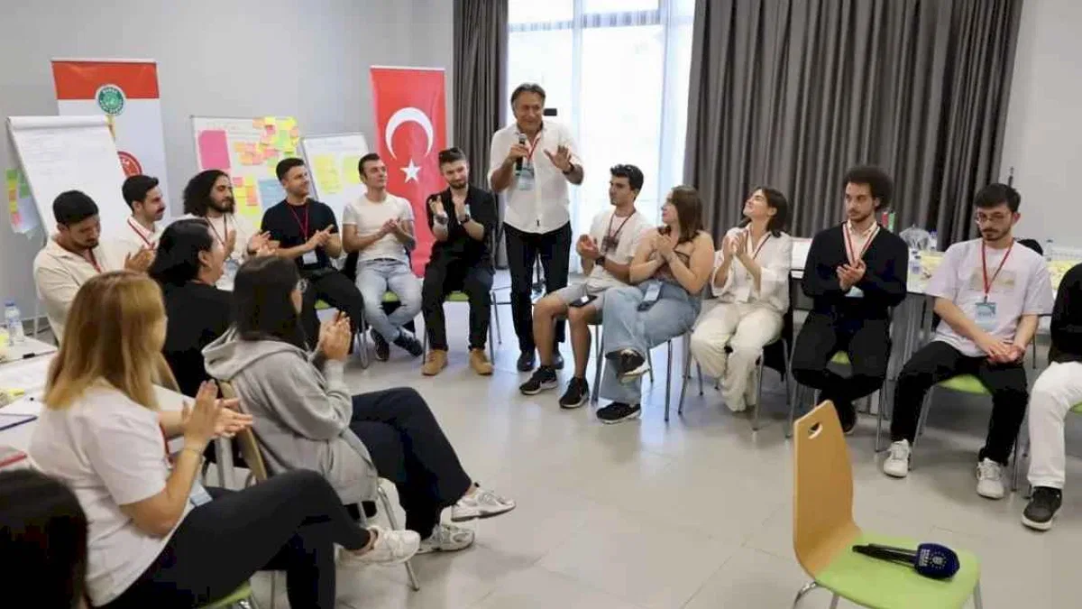 Genç fikirlerin sesi Bursa'dan yükseldi