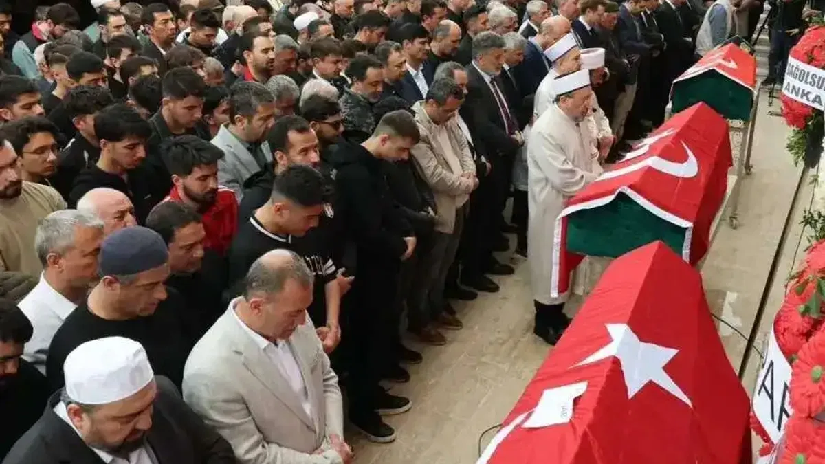 Kahramanmaraş’taki saldırının kurbanları gözyaşlarıyla uğurlandı