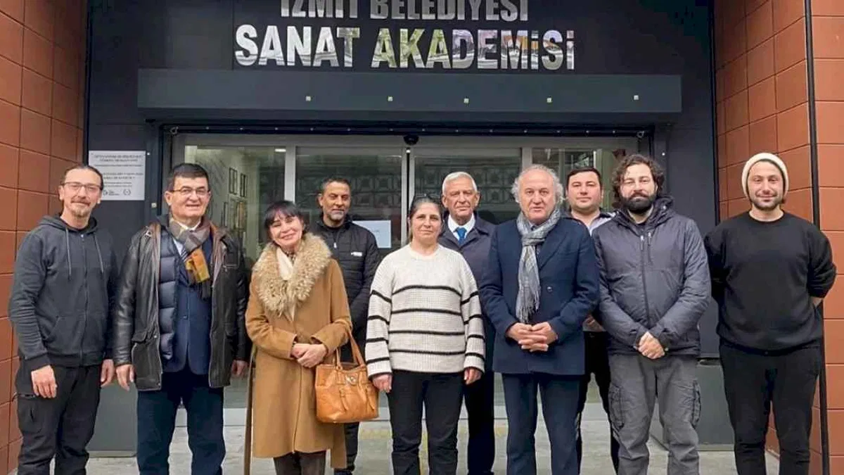 İzmit İstanbullu sanatçıları misafir etti