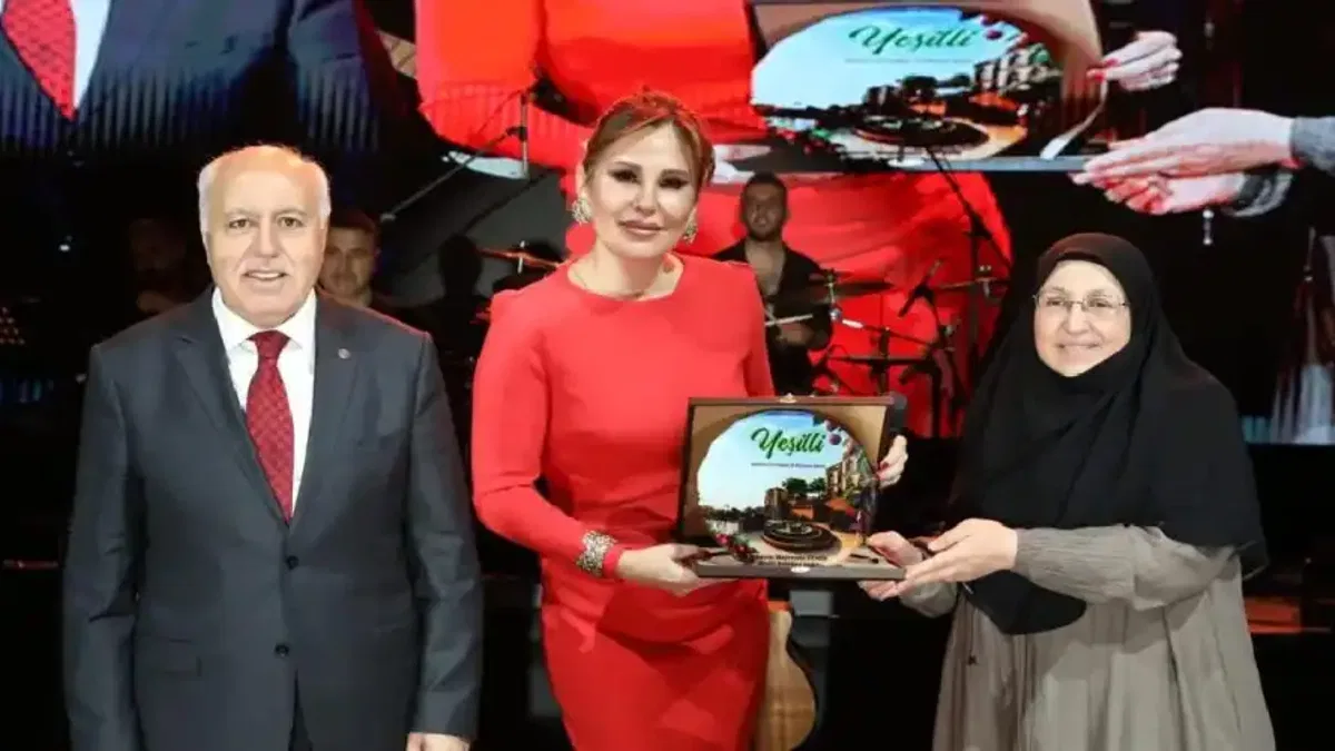 Mardin Yeşilli Kiraz Festivali'ne, Funda Ararlı final