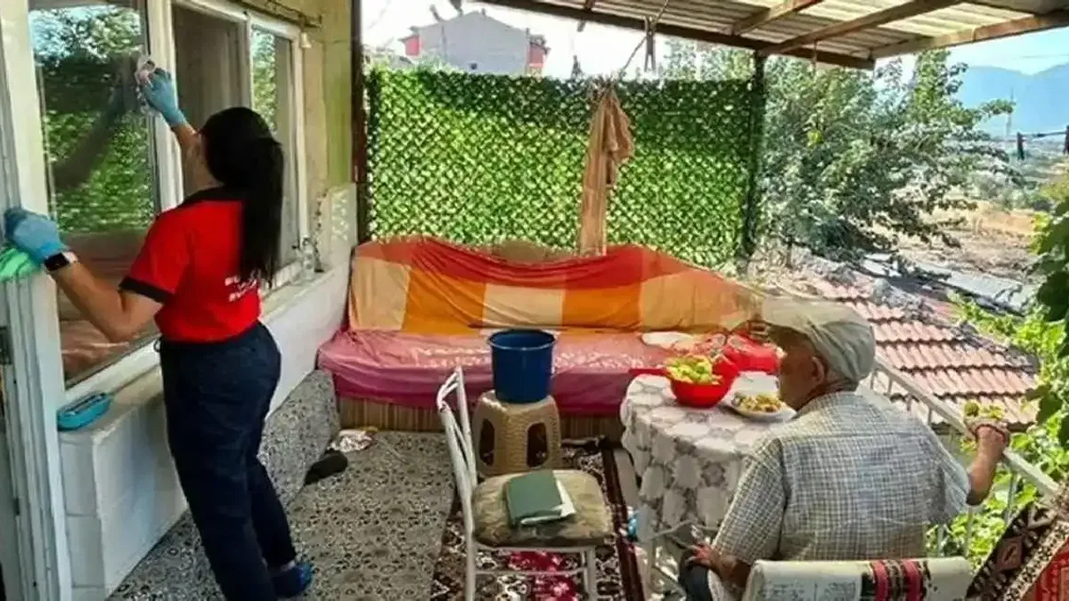 Denizli Büyükşehir evde bakım ve sağlık hizmetiyle yüzleri güldürüyor