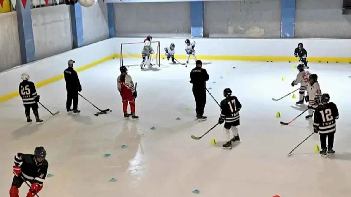Buz Hokeyi Gelişim Kampı ilk kez Antalya'da
