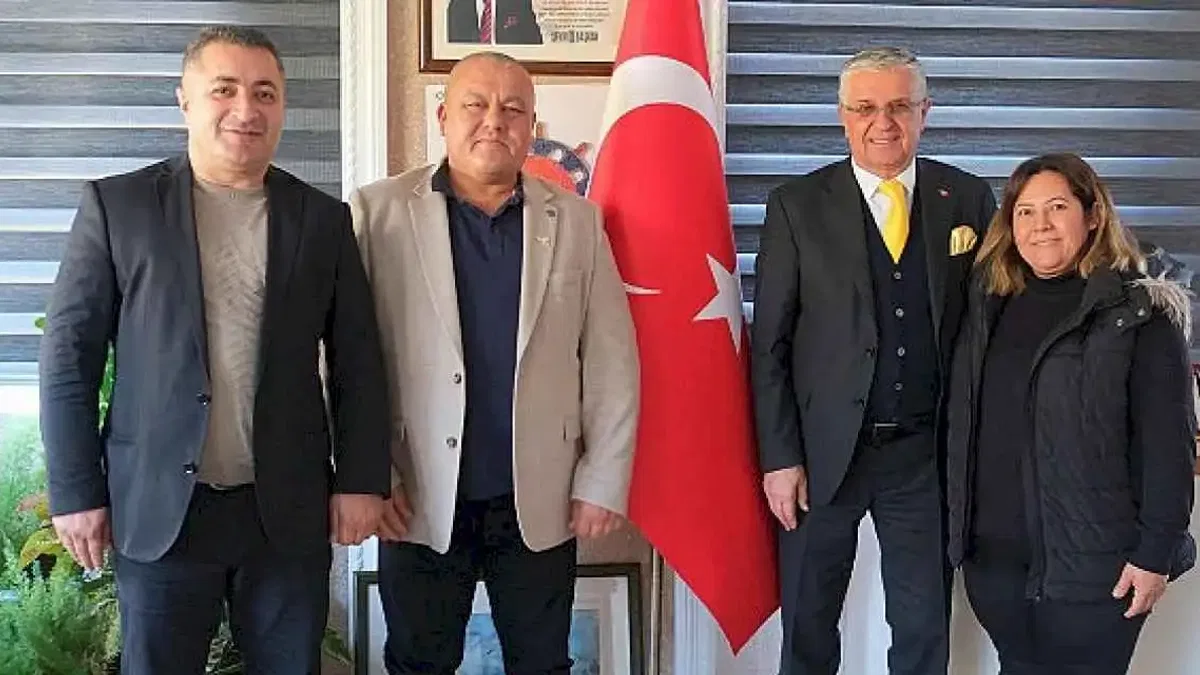 Başkan Topaloğlu'na nezaket ziyareti