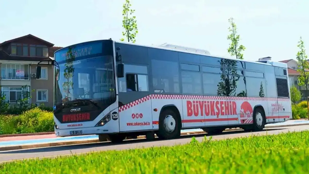 Sakarya Büyükşehir'den sefer saatlerine LGS ayarlaması