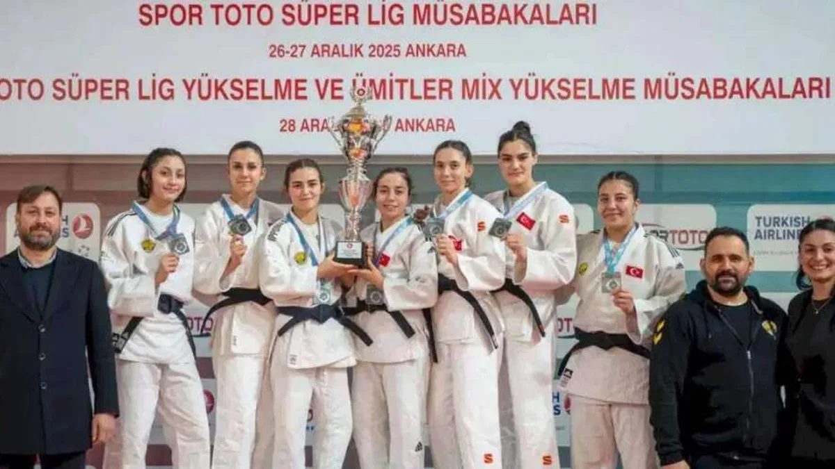 Konyalı sporculardan judoda tarihi başarı
