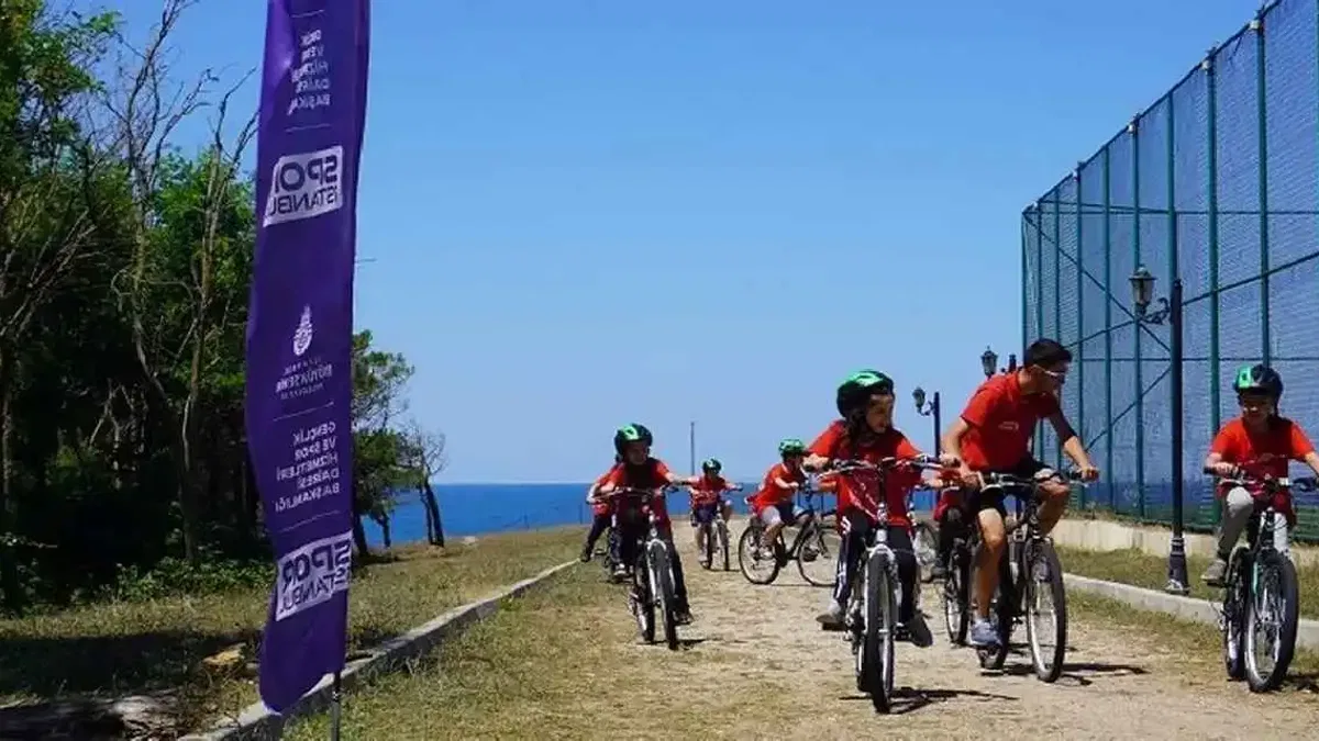 İstanbul'da 8 bin çocuk doğa ve sporla buluştu