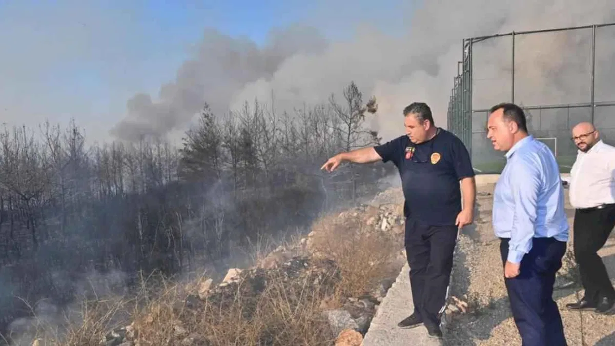 Manisa İtfaiyesi'nden Kayapınar yangınına müdahale