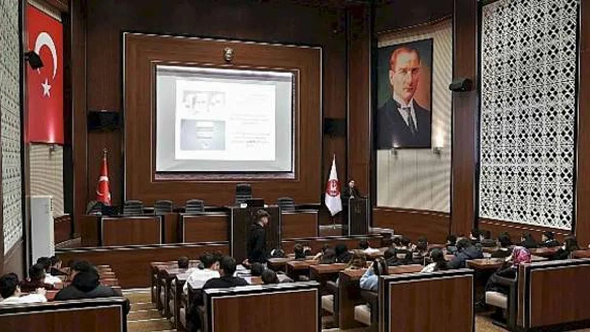 Öğrencilere Verem Hastalığı ve Tütün Kullanımının Zararları Anlatıldı