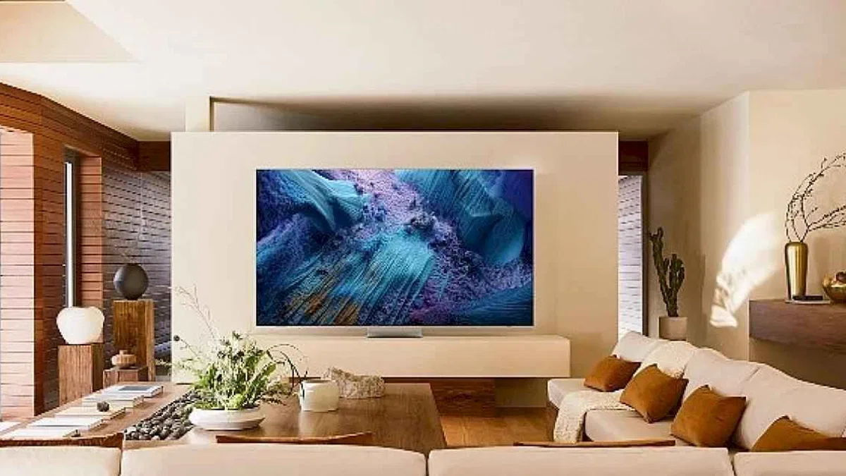 Samsung yapay zekâ özellikli yeni 2025 TV serisini Türkiye'de kullanıcılarıyla buluşturdu