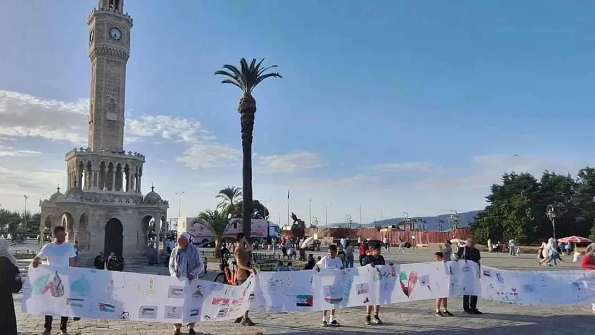 İzmirli minik ellerden Filistinli çocuklara destek