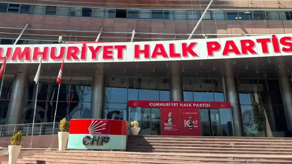 CHP’den belediye başkanı transfer iddialarına sert yanıt