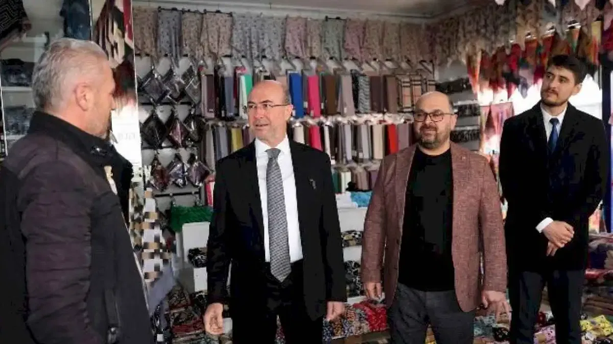 Başkan Pekyatırmacı'dan Tekstil Pazarı ziyareti
