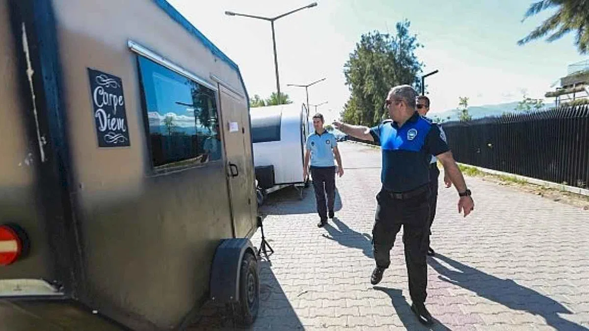Karşıyaka Belediyesi'nden karavanla etkin mücadele