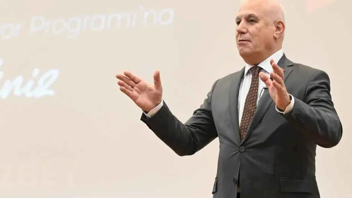 Bursa'da Başkan Bozbey'den üniversitelilere tecrübe paylaşımı