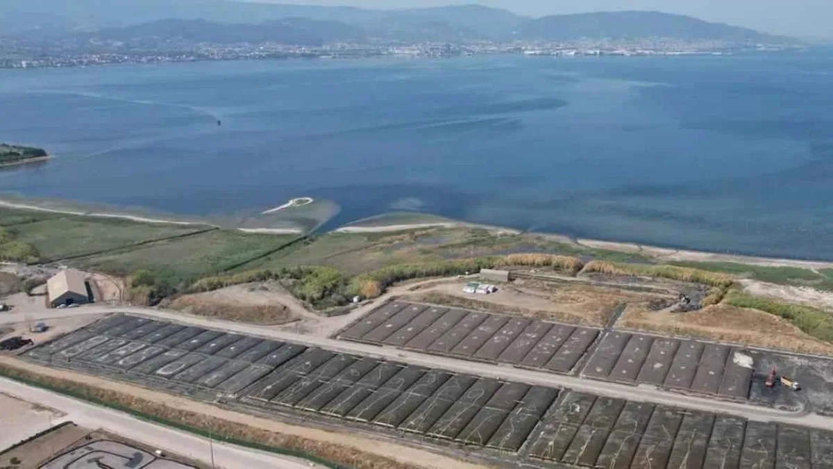 Kocaeli'nde körfez çamuru temizliği BM’nin gündeminde