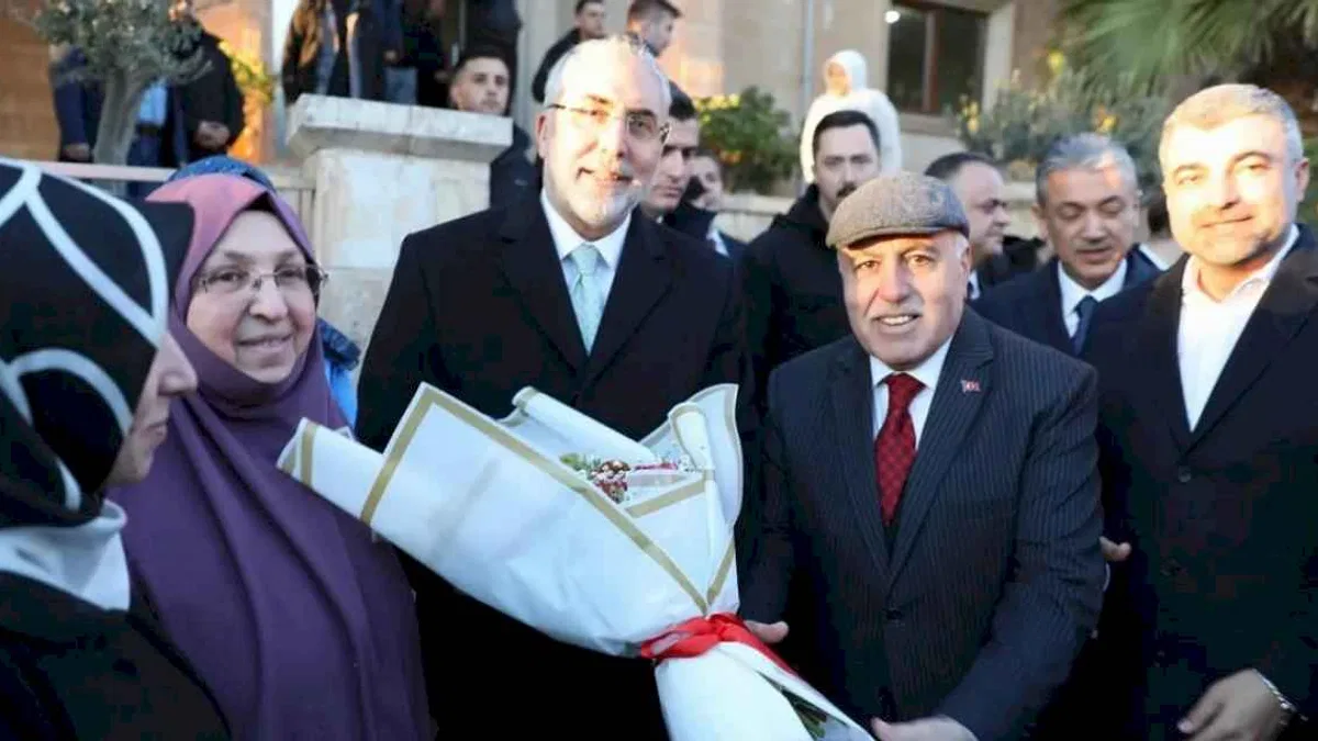Bakan Işıkhan Mardin'de
