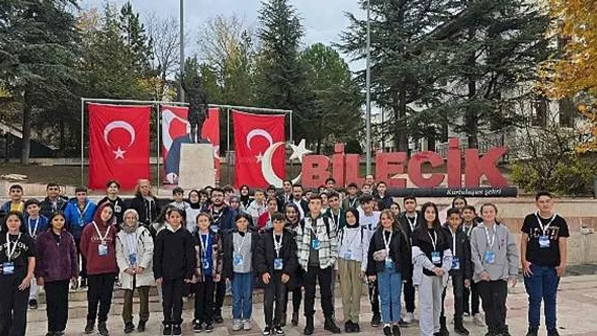 Konya Büyükşehir, Çocuk Meclisi Üyesi Öğrenciler İçin Bilecik Gezisi Düzenledi