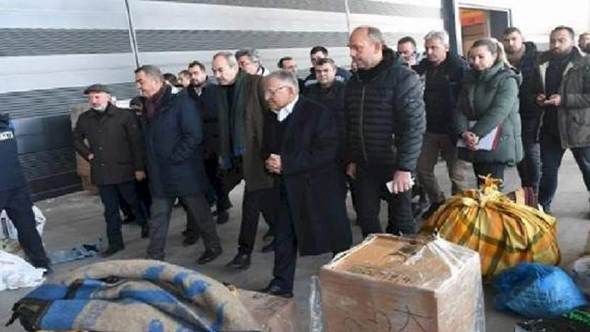 Kayseri OSB yardım toplama merkezi oldu