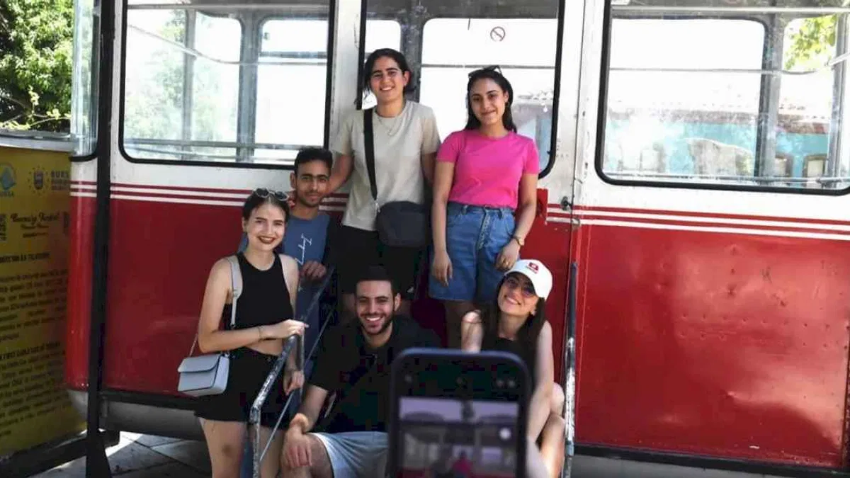 Yabancı öğrenciler sosyal medyadan Bursa Osmangazi’yi tanıtacak