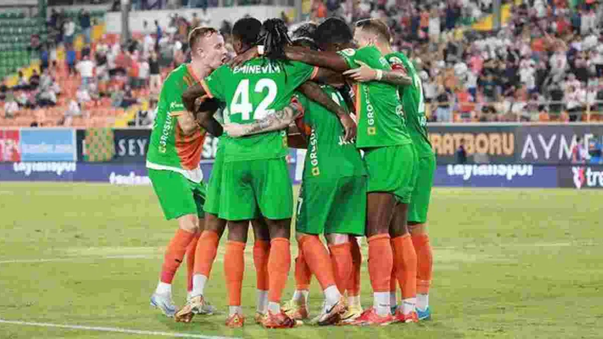 Alanyaspor 1 - 0 Çaykur Rizespor (Maç Sonucu) Alanya evinde kazandı!