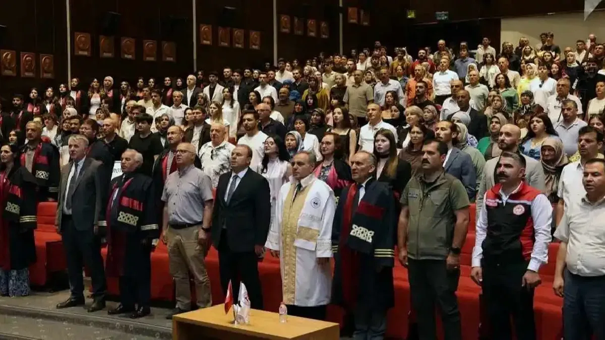 ERÜ Veteriner Fakültesi yeni mezunlarını verdi