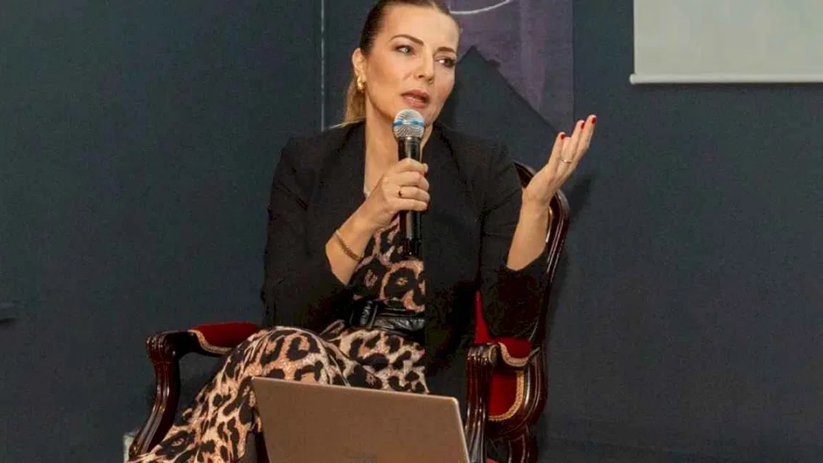 Burcu Kara, ‘Bursa Bellek'in konuğu oldu