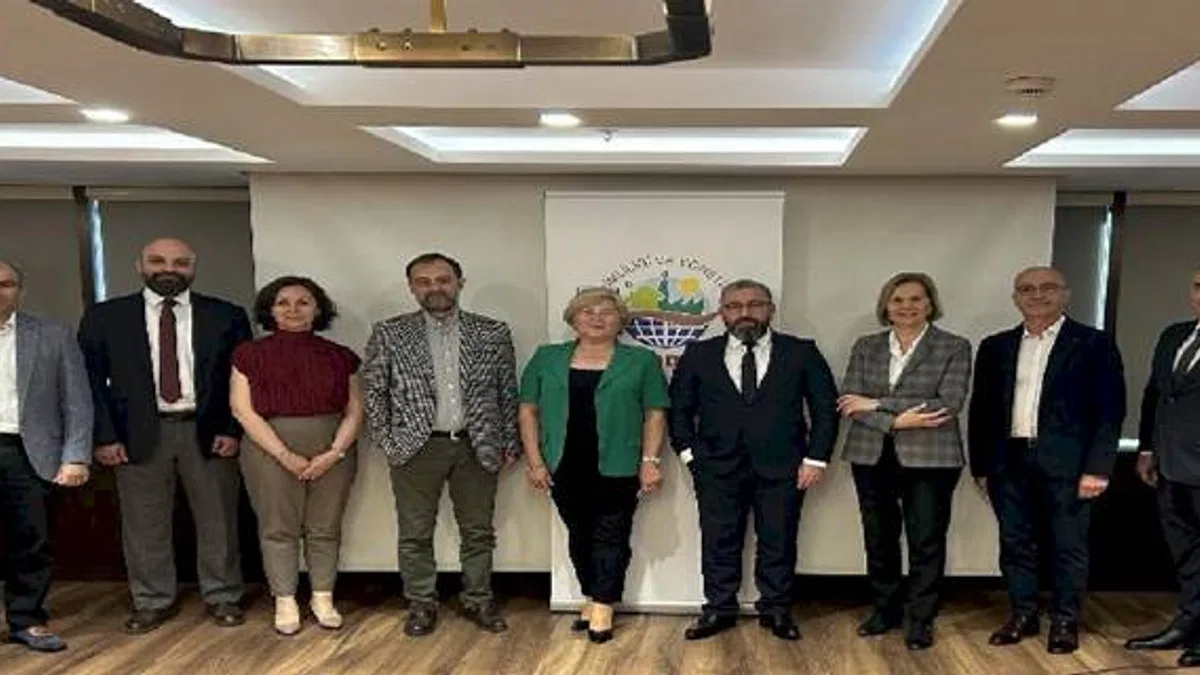 EYODER’de Onur Ünlü yeniden başkan seçildi