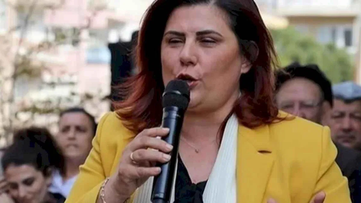 Özlem Çerçioğlu CHP'den istifa etti